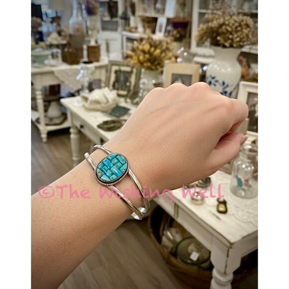 Kingman Turquoise Oval Grid Inlay Cluster Cuff Sterling Silver SZ 6-8 - Picture 3 of 5